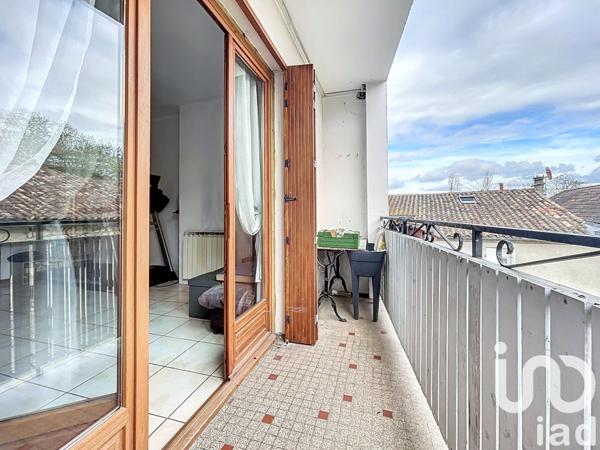 Maison de village 7 pièces de 174 m² à Bruch (47130)