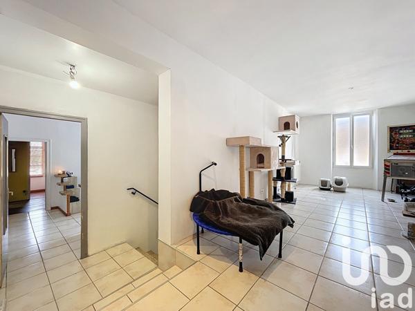 Maison de village 7 pièces de 174 m² à Bruch (47130)