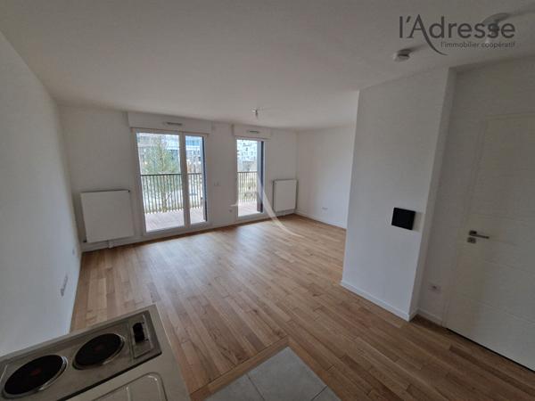 Studio Rueil Malmaison 1 pièce 31m2 + balcon