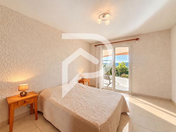 Maison 6 pièces 230 m2