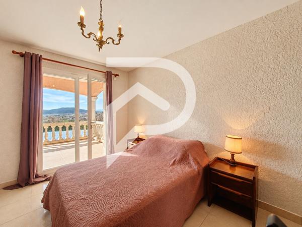 Maison 6 pièces 230 m2