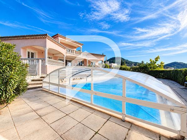 Maison 6 pièces 230 m2