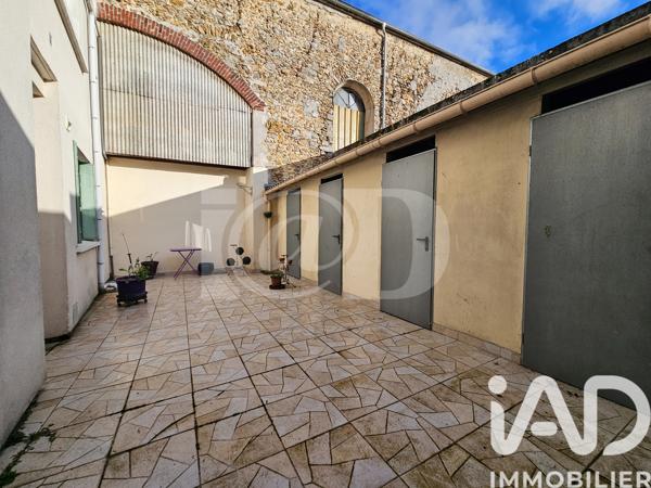 Location studio 31 m² Montlhéry