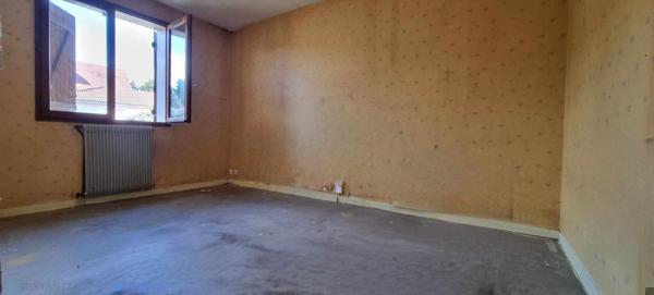 PAVILLON A RENOVER SECTEUR RESIDENTIEL