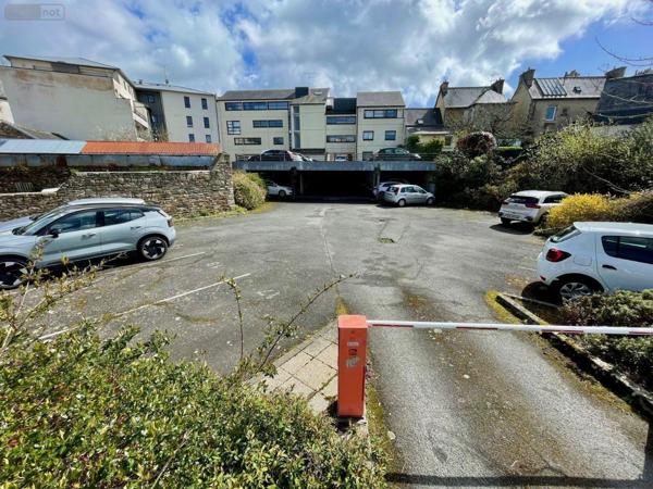 Immeuble de rapport à vendre à Lannion dans les Côtes-d'Armor (22300), ref : ROS-2025