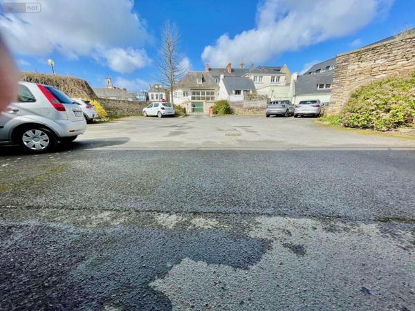 Immeuble de rapport à vendre à Lannion dans les Côtes-d'Armor (22300), ref : ROS-2025