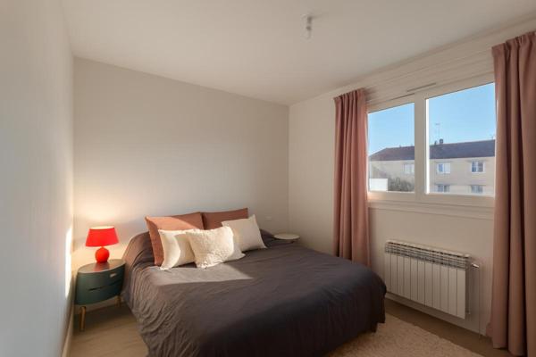 Maison sur sous-sol de 80 m² avec terrain arboré à Mably