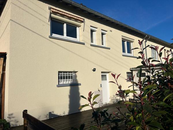 Maison sur sous-sol de 80 m² avec terrain arboré à Mably