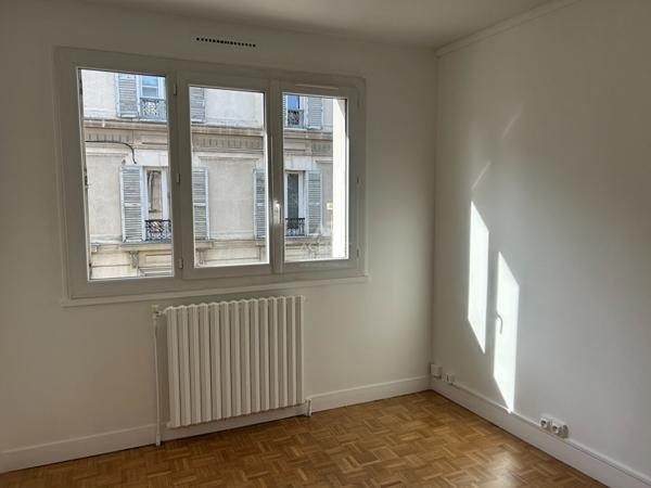 Appartement Maisons Laffitte 3 pièce(s) 55.85 m2 €350 000 ** - Référence 13040