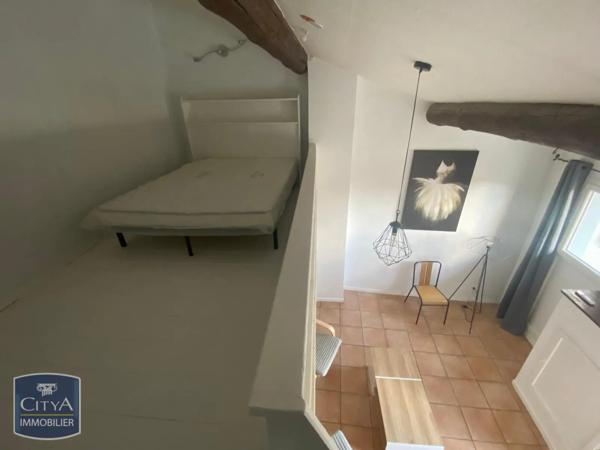 Appartement à louer 2 pièces 43.05m² Nîmes (30000)