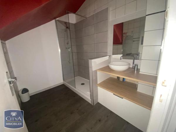 Appartement à louer 2 pièces 43.05m² Nîmes (30000)