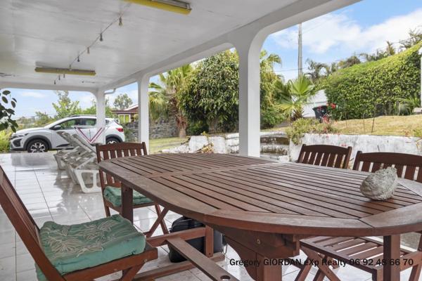 Maison Tampon 6/7 pièces sur terrain de 900m2