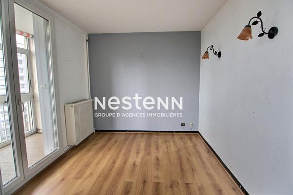 Appartement Venissieux  4 pièce(s) 84 m²