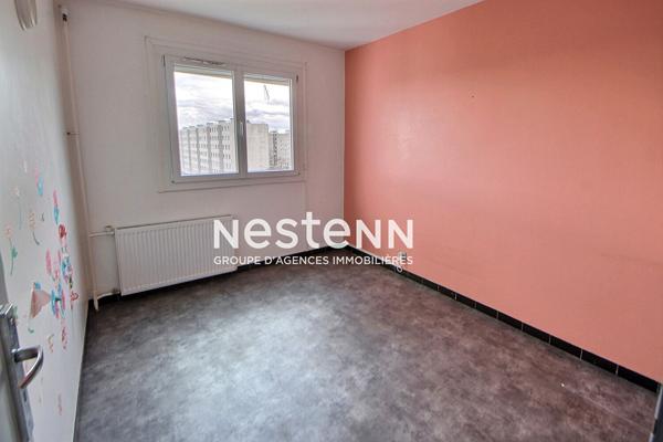 Appartement Venissieux  4 pièce(s) 84 m²