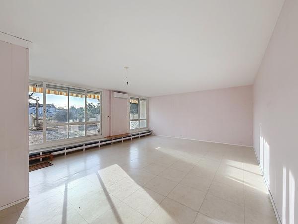 Bel appartement de 104m² avec terrasse, garage et cave à ANGOULEME