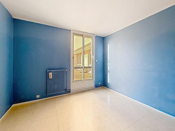Bel appartement de 104m² avec terrasse, garage et cave à ANGOULEME