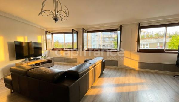 Paris 15 (75015) – Lourmel | 4 pièces – 93 m² – Dernier étage, traversant, très lumineux