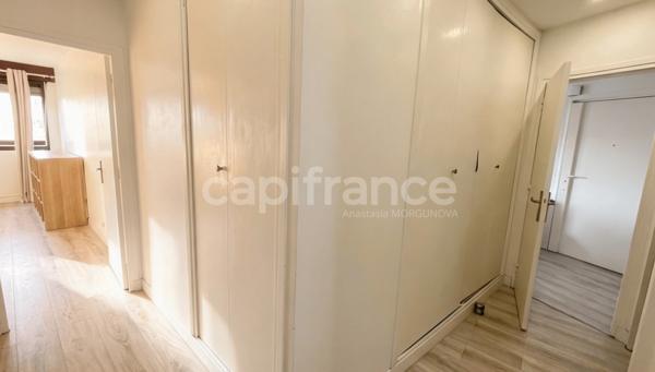 Paris 15 (75015) – Lourmel | 4 pièces – 93 m² – Dernier étage, traversant, très lumineux