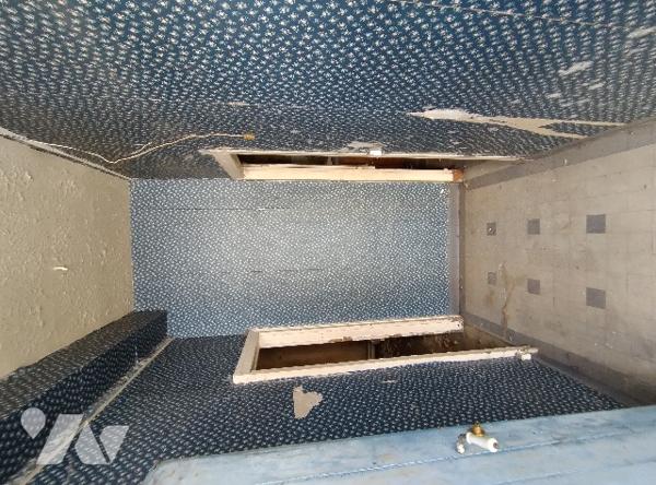 Au THEIL SUR HUISNE, maison de bourg à rénover : salon, 3 chambres, cuisine, 2 SDB, débarras,