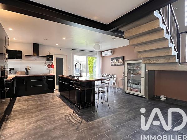 Maison à vendre 5 pièces 143 m² Mantes-la-Ville
