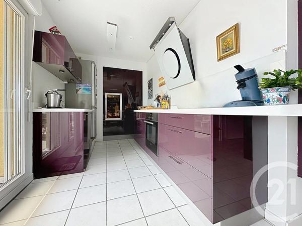 Appartement F4 à vendre  4 pièces - 82,63 m2 UCHAUD - 30