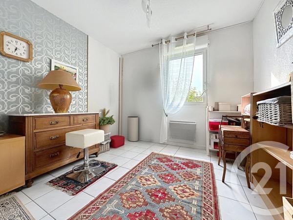 Appartement F4 à vendre  4 pièces - 82,63 m2 UCHAUD - 30