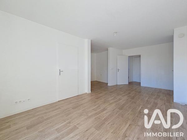 Appartement à vendre 3 pièces 61 m² Quincy-sous-Sénart