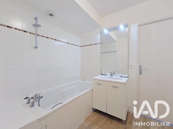Appartement à vendre 3 pièces 61 m² Quincy-sous-Sénart