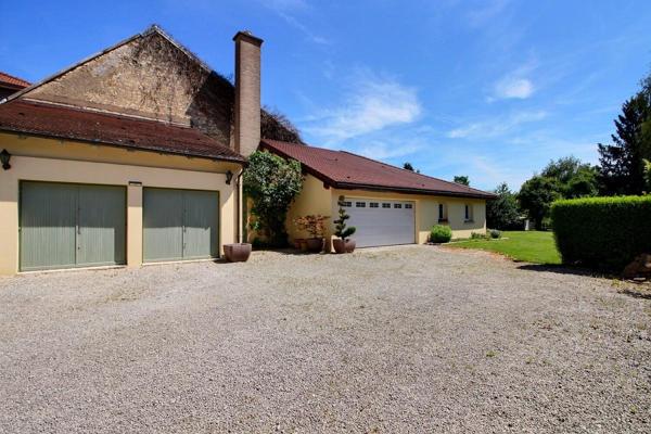 Maison Bourgeoise Audincourt 313 m² - 399 000 Euros -