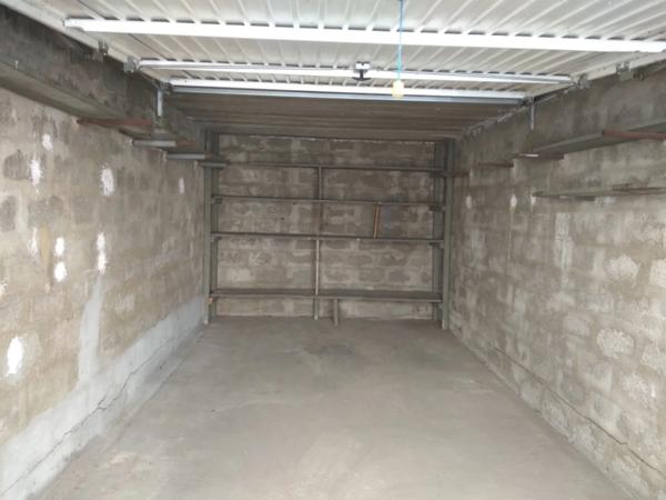 Garage au sein d'un résidence sécurisée- AVIGNON (84)