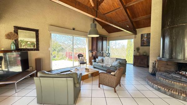 Maison darchitecte de 300 m²