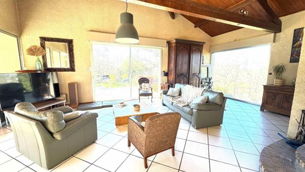 Maison darchitecte de 300 m²