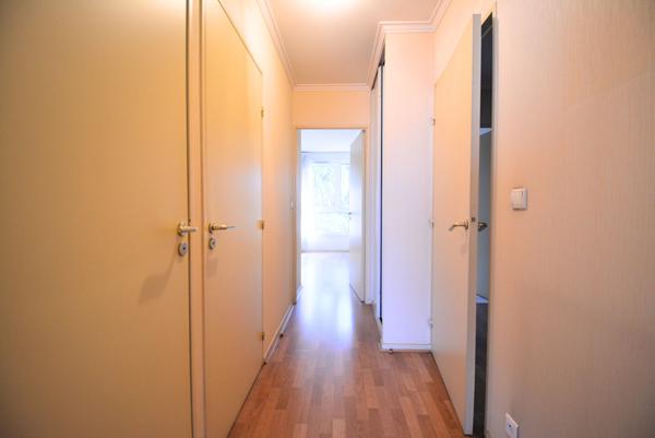 Appartement - balcon vue Tour Eiffel