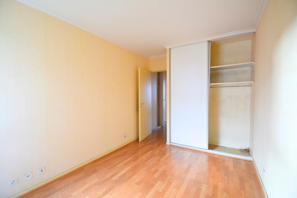 Appartement - balcon vue Tour Eiffel