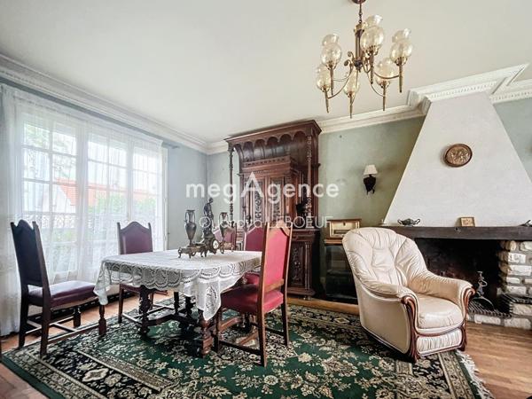 Maison à PORCHEVILLE, 78440 - 6 pièces 131m²