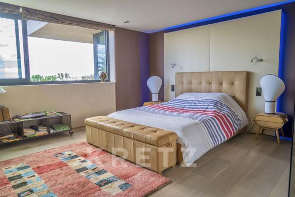 Exceptionnelle villa en front de mer