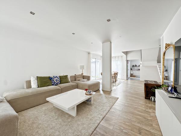 Maison Dammarie Les Lys 5 pièces 153 m2