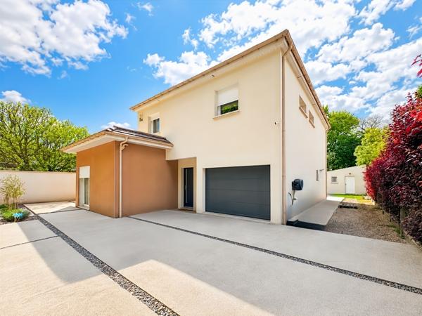 Maison Dammarie Les Lys 5 pièces 153 m2