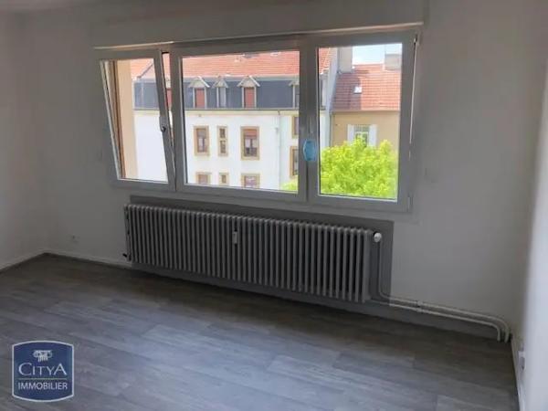 Appartement à louer 1 pièce 27m²