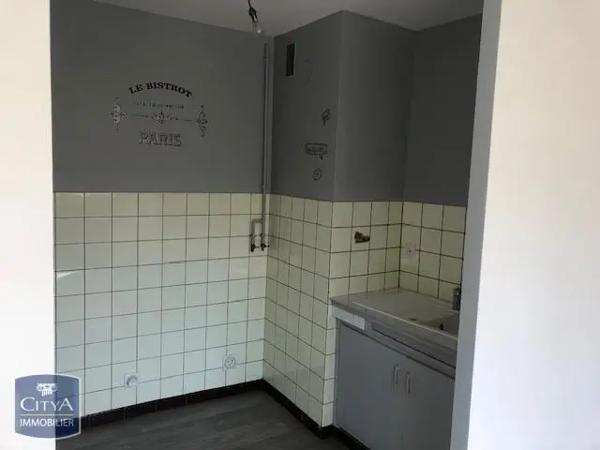 Appartement à louer 1 pièce 27m²
