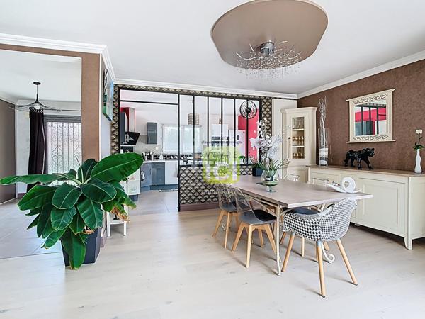 Maison familiale avec piscine à Cholet - Quartier recherché