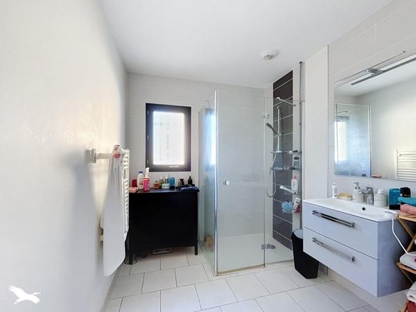 Maison à vendre 244 950 € Saint-Yrieix-sur-Charente 4 p 93 m² DPE A