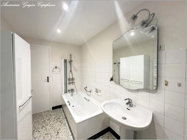 Courville-sur-Eure Maison familiale de 155 m², terrain arboré de 8317 m². Cadre exceptionnel et fort potentiel !