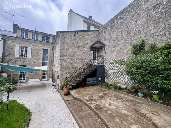 Maison en pierres de 9 pieces sur 380m2 terrain