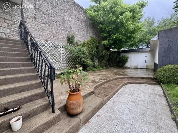 Maison en pierres de 9 pieces sur 380m2 terrain