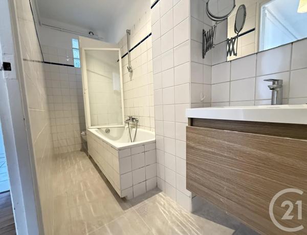 Appartement F3 à vendre  3 pièces - 63,73 m 2   VINCENNES  - 94