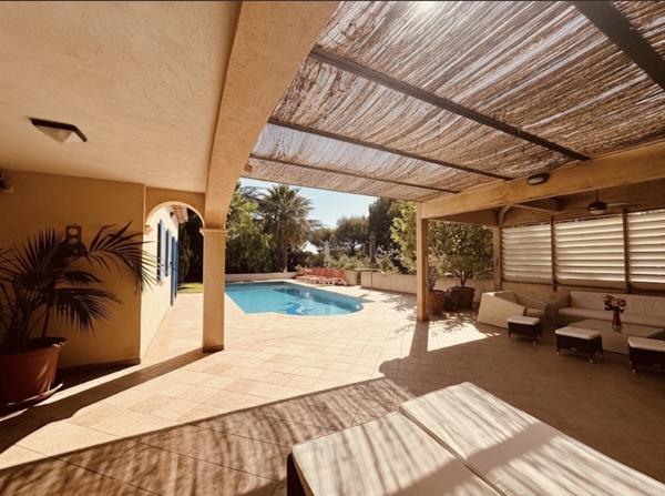 VILLA SITUEE A 400 M DU PORT AU PIED DU SEMAPHORE Sainte-Maxime (83120)