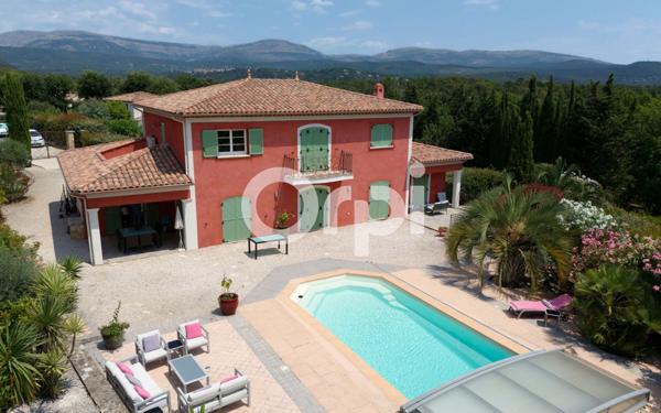 Maison à vendre    5 pièces •  Montauroux