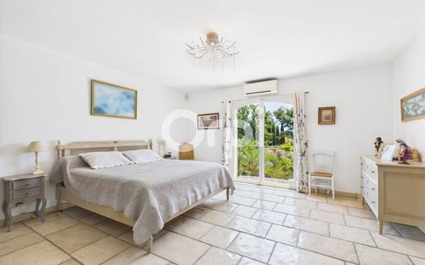 Maison à vendre    5 pièces •  Montauroux