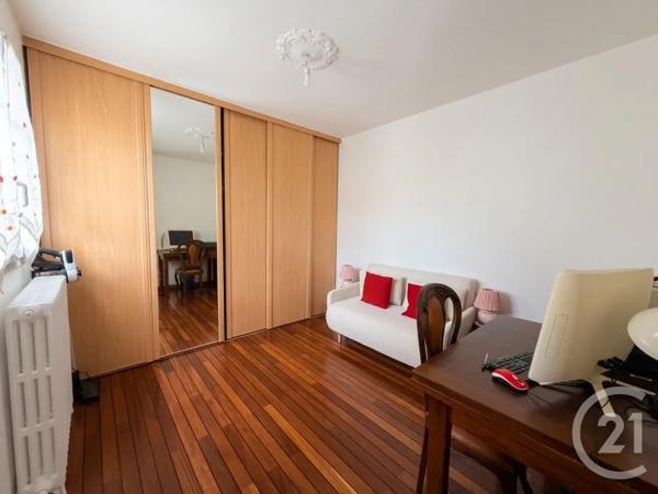 Maison à vendre  5 pièces - 98,53 m 2   ST MAUR DES FOSSES  - 94